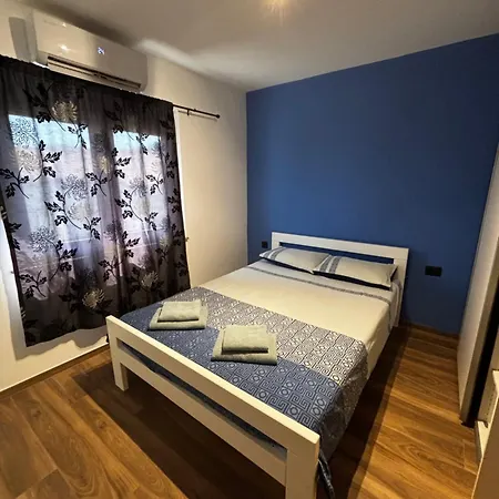 Barrichello Deluxe Apartman Tisno