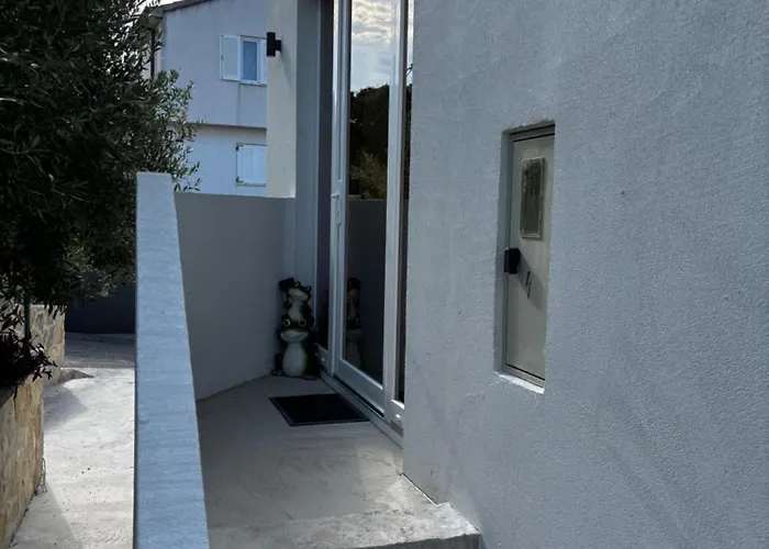 Barrichello Deluxe * Tisno